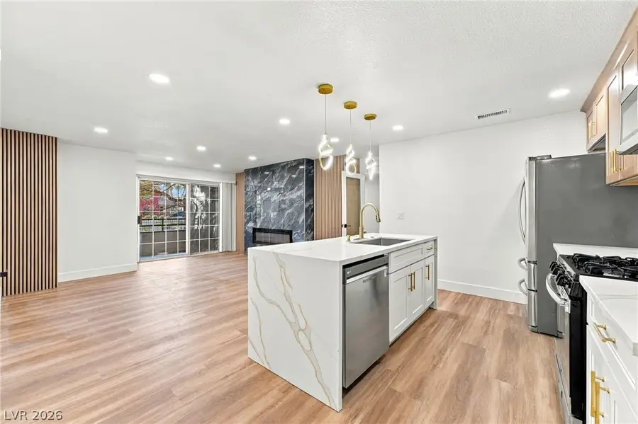 2200 S Fort Apache Road #2011, Las Vegas, NV 89117 - #3