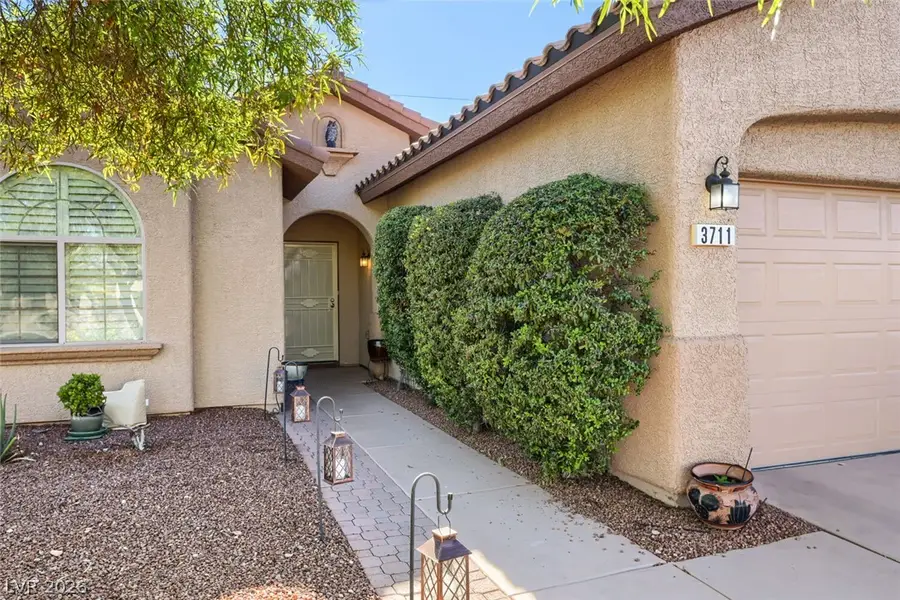 3711 Halter Drive, Las Vegas, NV 89122 - #3