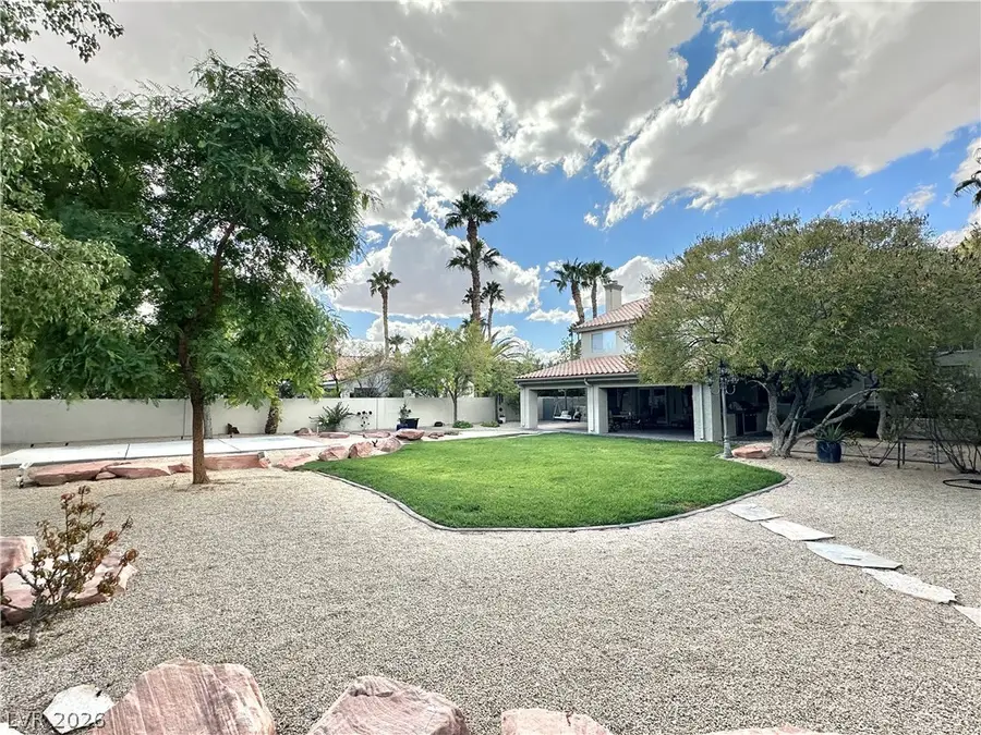 5630 Lion Head Way, Las Vegas, NV 89118 - #3