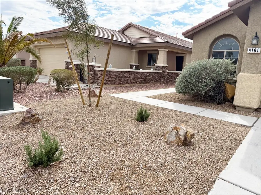 6101 Saddle Horse Avenue, Las Vegas, NV 89122 - #3