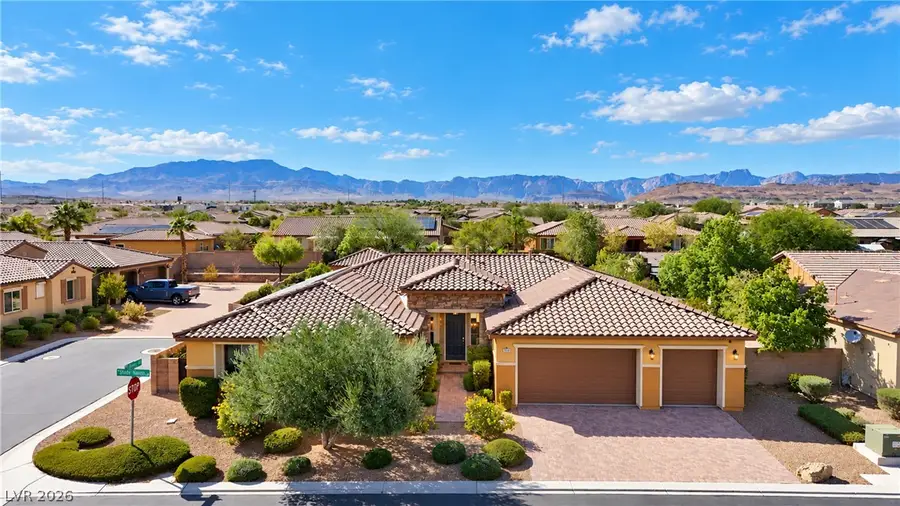 8945 Arcadia Heights Street, Las Vegas, NV 89113 - #2