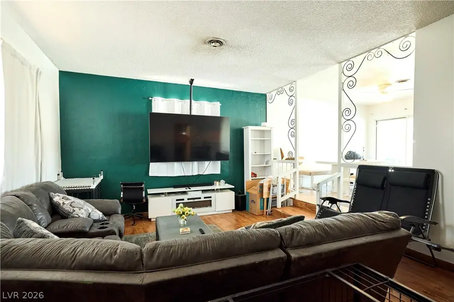 4504 Exposition Avenue, Las Vegas, NV 89102 - #3