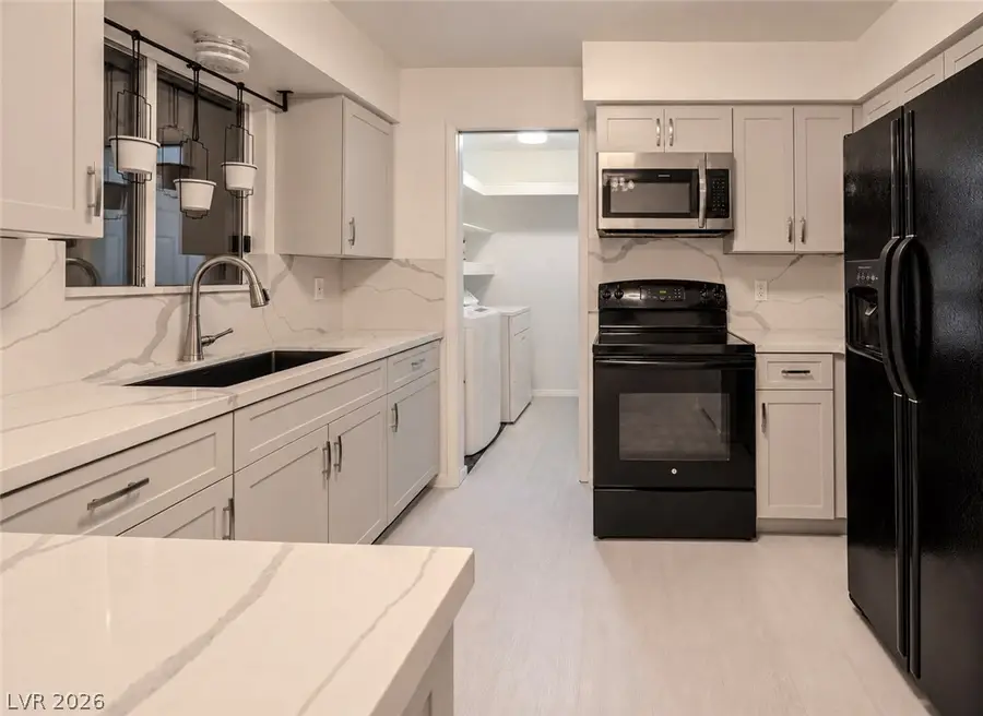 2040 Liston Avenue, Logandale, NV 89021 - #2