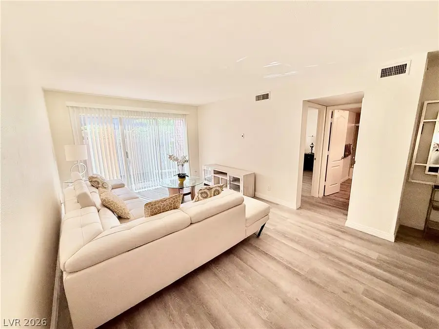 650 Oakmont Avenue #2109, Las Vegas, NV 89109 - #2