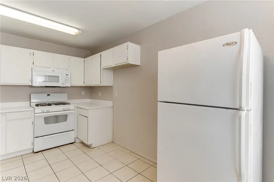 4672 Krissylouise Way, Las Vegas, NV 89121 - #2