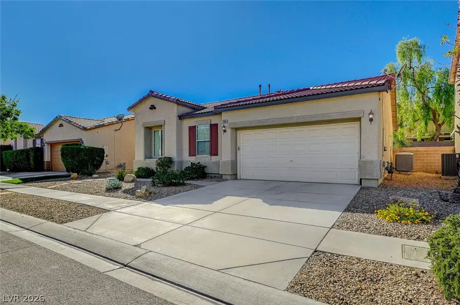 7905 Sagebrush Bend Street, Las Vegas, NV 89113 - #3