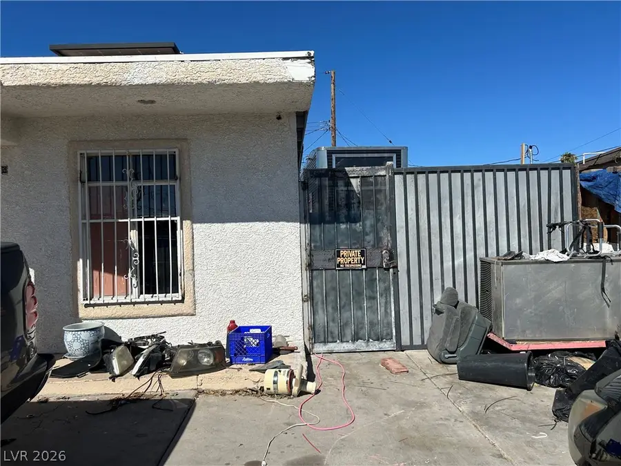 2129 Franklin Avenue, Las Vegas, NV 89104 - #2