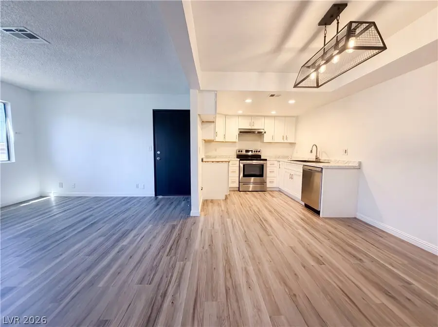 1701 E Katie Avenue #83, Las Vegas, NV 89119 - #3