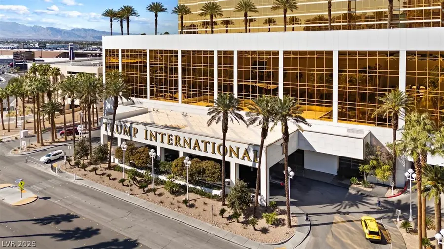 2000 N Fashion Show Drive #3828, Las Vegas, NV 89109 - #2
