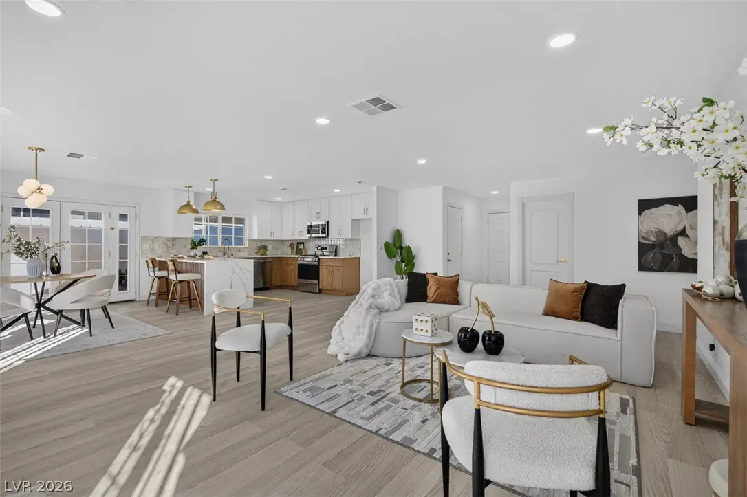 3939 Meadowglen Drive, Las Vegas, NV 89121 - #1