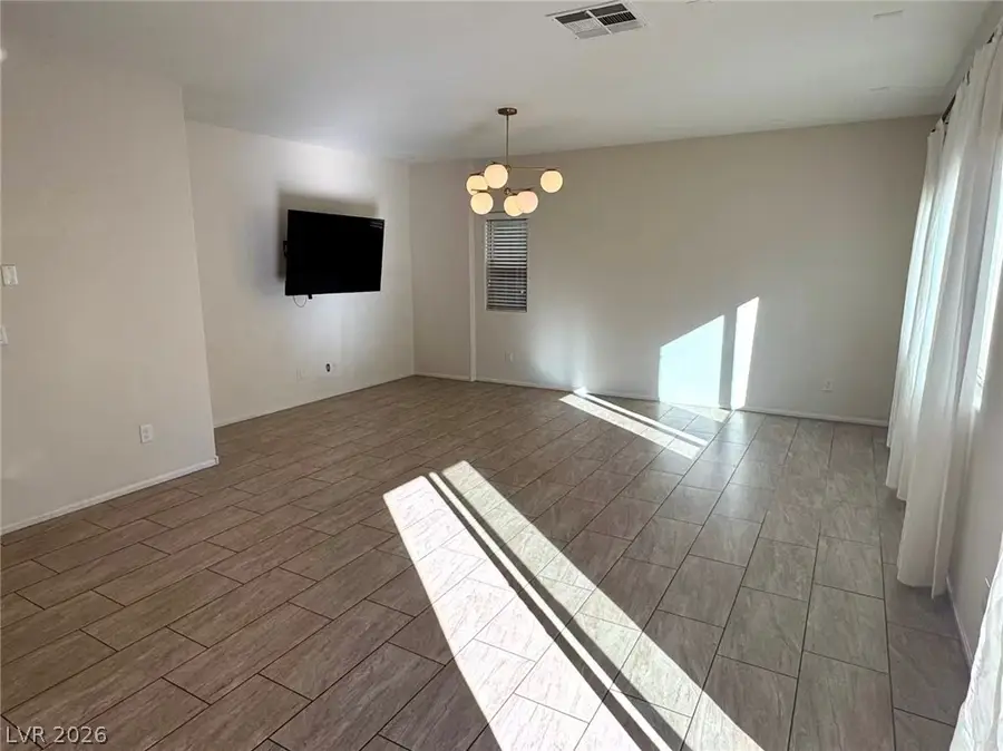 8364 Spanish Creek Court, Las Vegas, NV 89113 - #3
