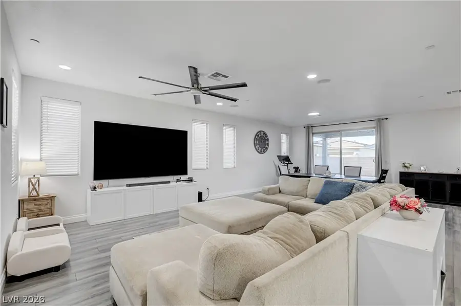 976 E Sunset Road, Henderson, NV 89011 - #3