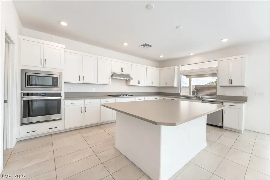 7129 Bold Rock Avenue, Las Vegas, NV 89113 - #3