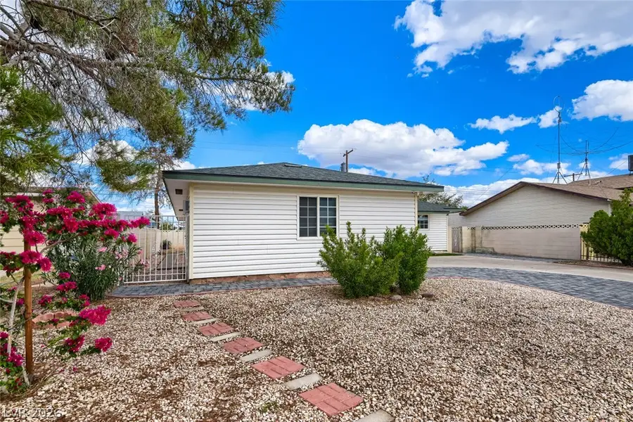 5916 Fawn Avenue, Las Vegas, NV 89107 - #3