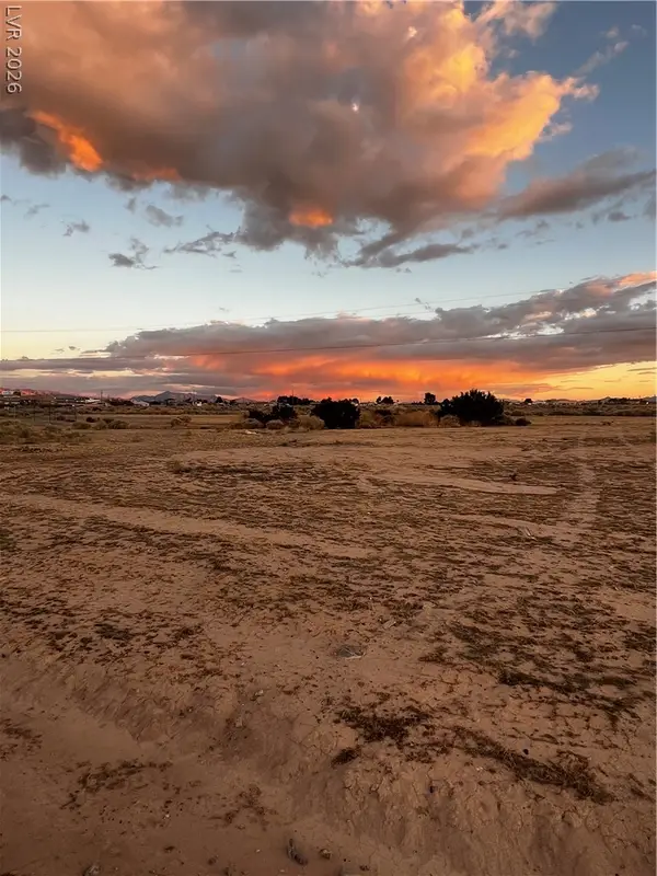 2631 E Eastwind Street, Pahrump, NV 89048