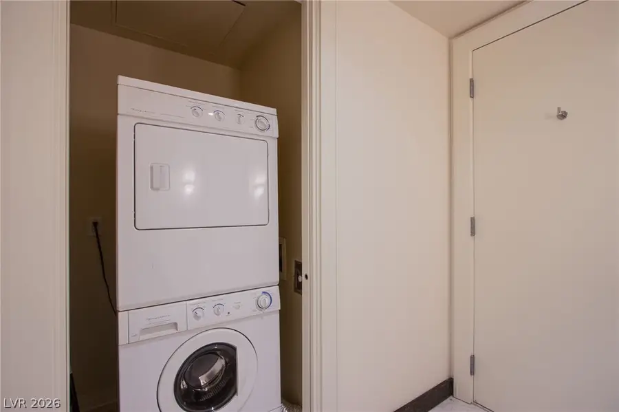 2700 Las Vegas Boulevard #2201, Las Vegas, NV 89109 - #2