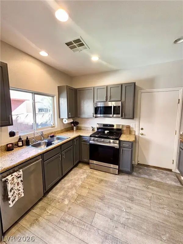 5424 Bradford Pear Drive, Las Vegas, NV 89122