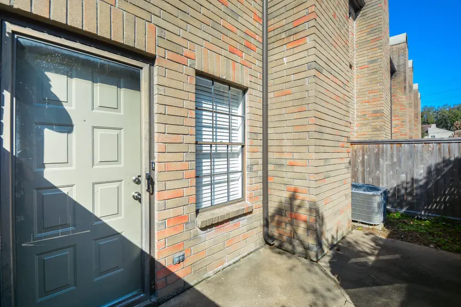 9850 Pagewood Lane #1806, Houston, TX 77042 - #2