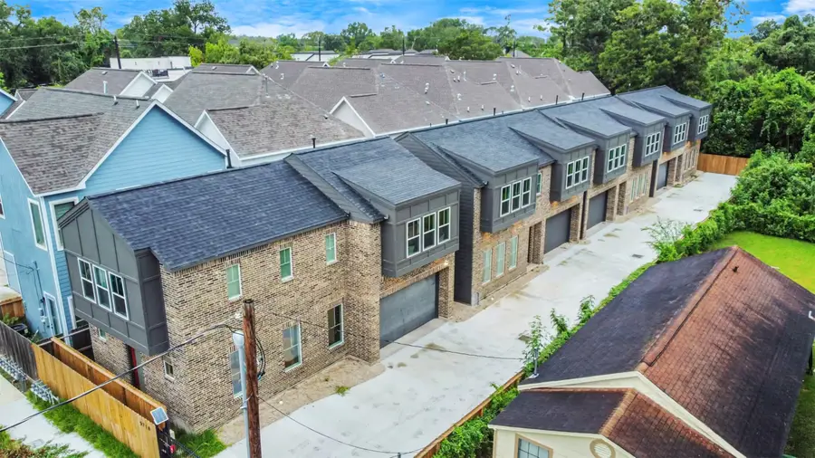 5718 Beall Street #D, Houston, TX 77091 - #2