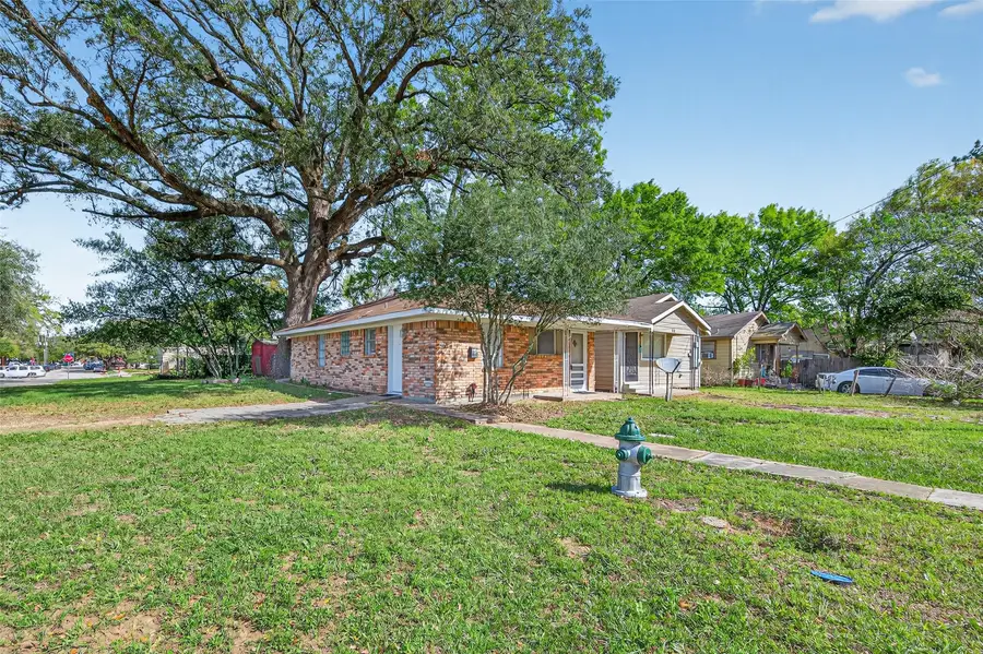 312 Travis Street, Richmond, TX 77469 - #3