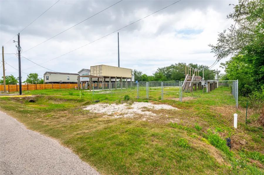 441-443 16th Street, San Leon, TX 77539 - #2