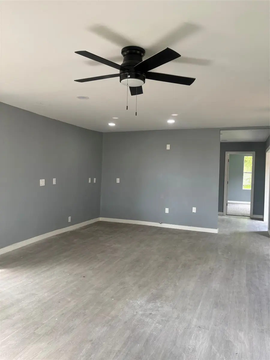 115 Bay Street N, Texas City, TX 77590 - #2