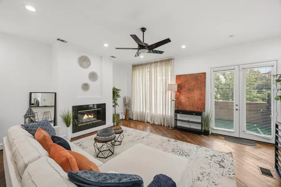 2602 Washington Avenue #C, Houston, TX 77007 - #3