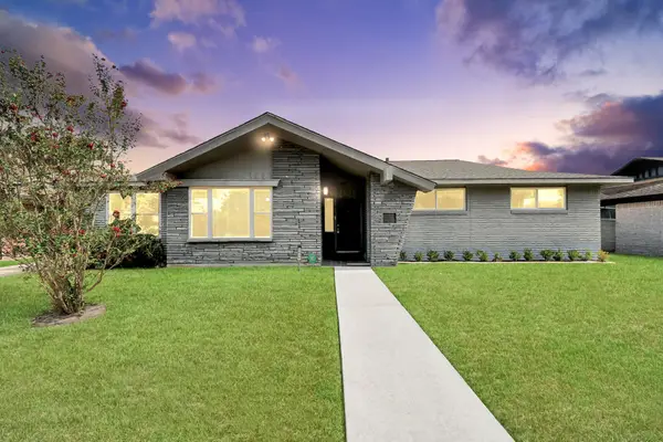 4038 Mischire Drive, Houston, TX 77025