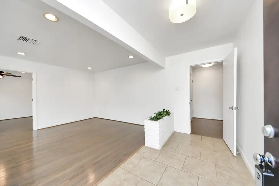 4038 Mischire Drive, Houston, TX 77025 - #2