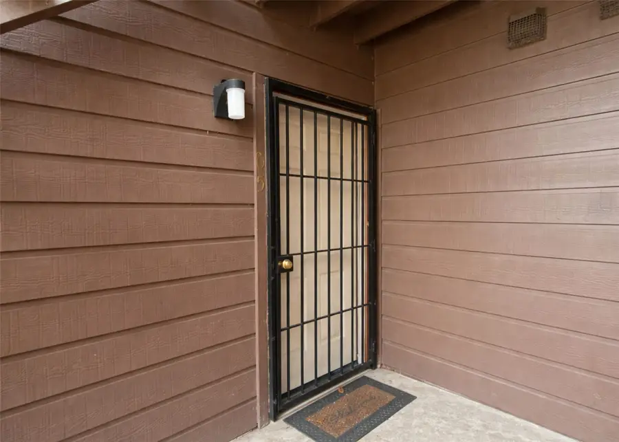 12905 Woodforest Boulevard #305, Houston, TX 77015 - #2