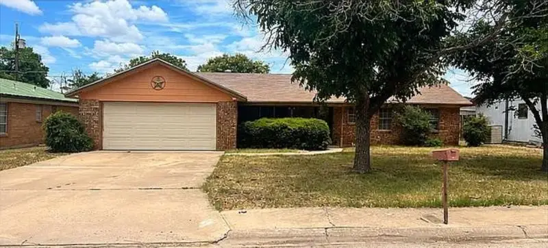 38 Dellwood Drive, San Angelo, TX 76903 - #2