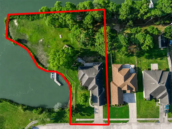 3535 Bayou Forest Drive, La Porte, TX 77571