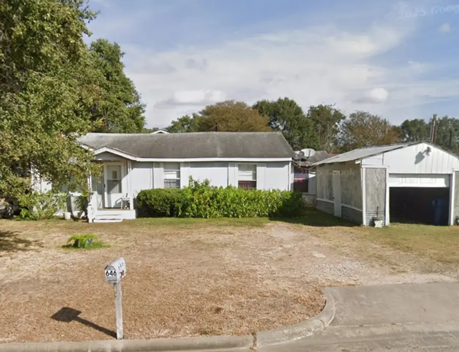 646 Baker Street, Hempstead, TX 77445 - #2