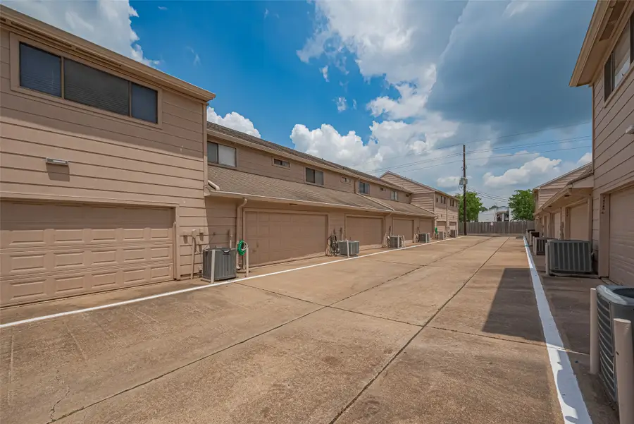 13798 Hollowgreen Drive #305, Houston, TX 77082 - #2