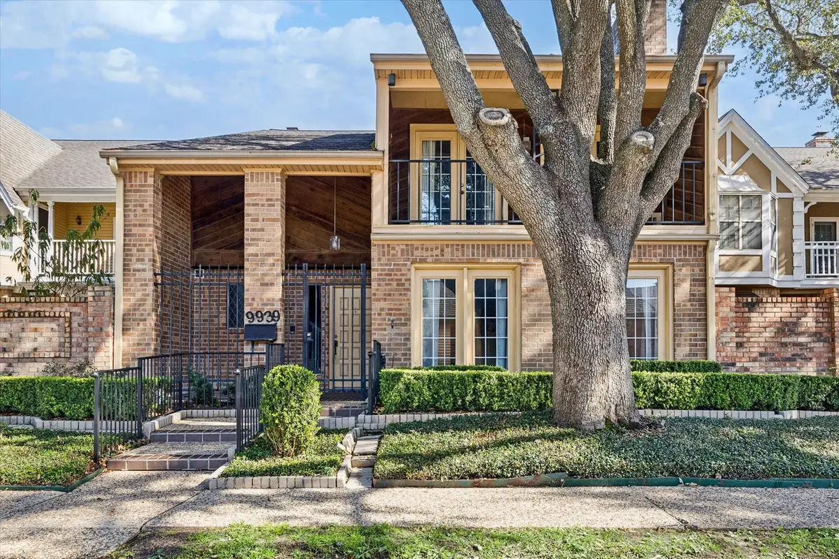 9939 Kemp Forest Drive, Houston, TX 77080 - Image #1