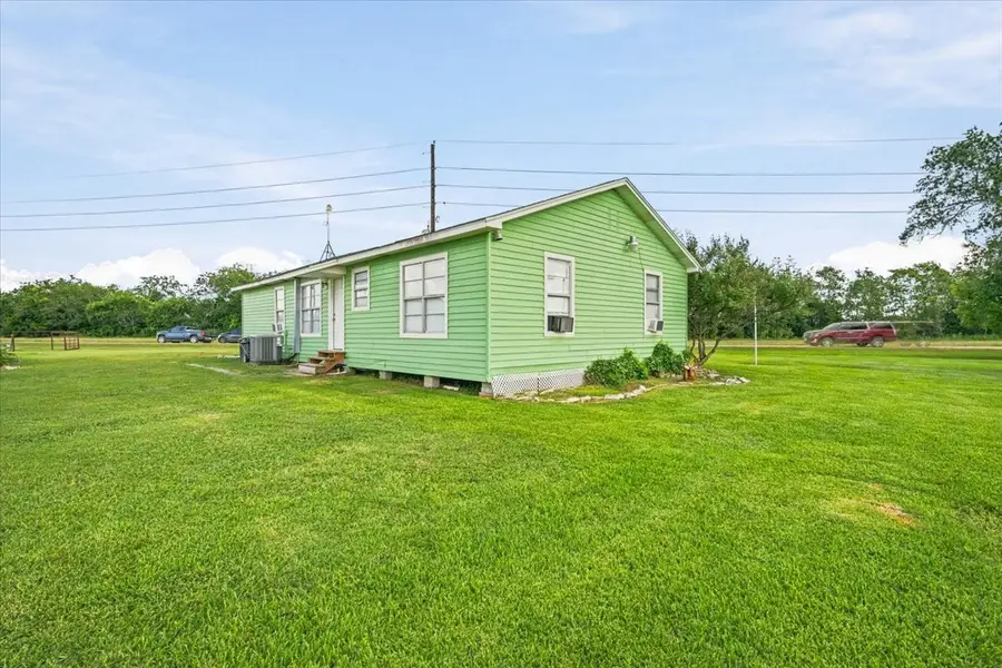 765 Norcross Road, Wallis, TX 77485 - #3