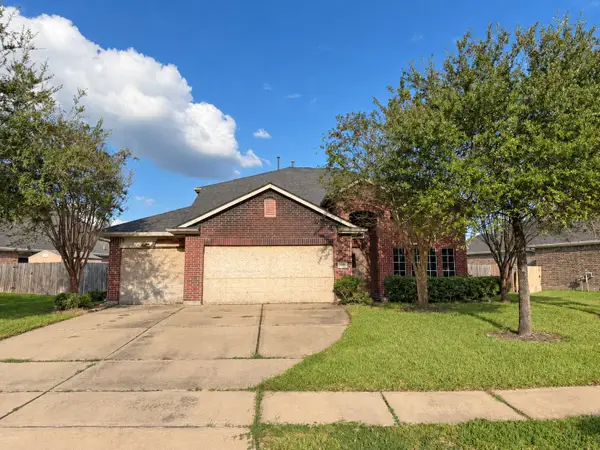 8903 Rocky Knoll Lane, Rosenberg, TX 77469