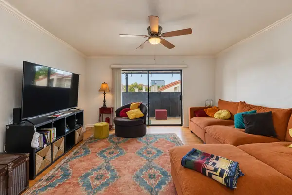 3015 Walnut Bend Lane #37, Houston, TX 77042