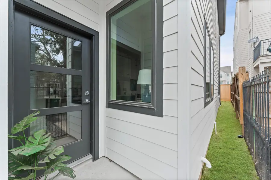 2111 Holman Street, Houston, TX 77004 - #2