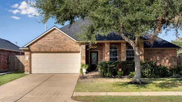 6086 Haysden Lane, League City, TX 77573