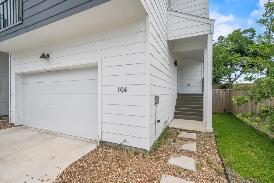 104 Tolima Dove Street, Houston, TX 77018 - #3