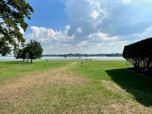 11630 Twain Drive, Montgomery, TX 77356