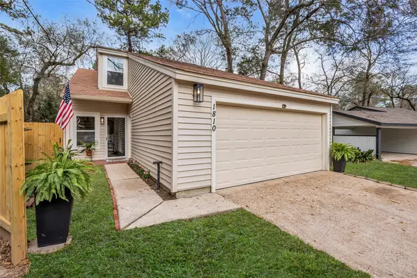 1810 N Red Cedar Circle, The Woodlands, TX 77380