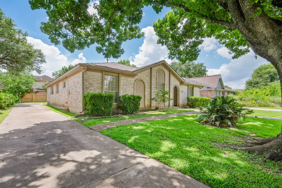 12107 Brighton Lane, Stafford, TX 77477 - #3