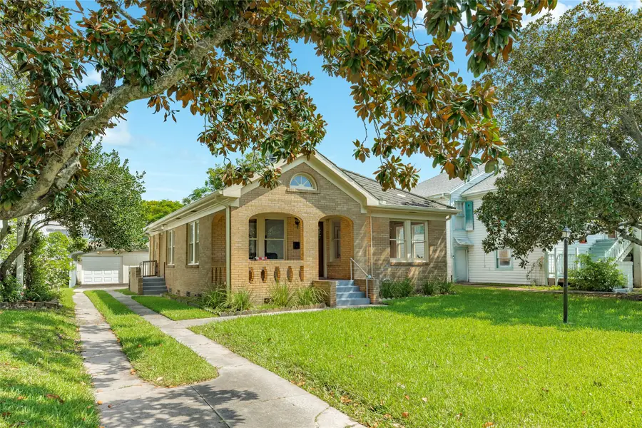 4618 Avenue R 1/2, Galveston, TX 77551 - #2