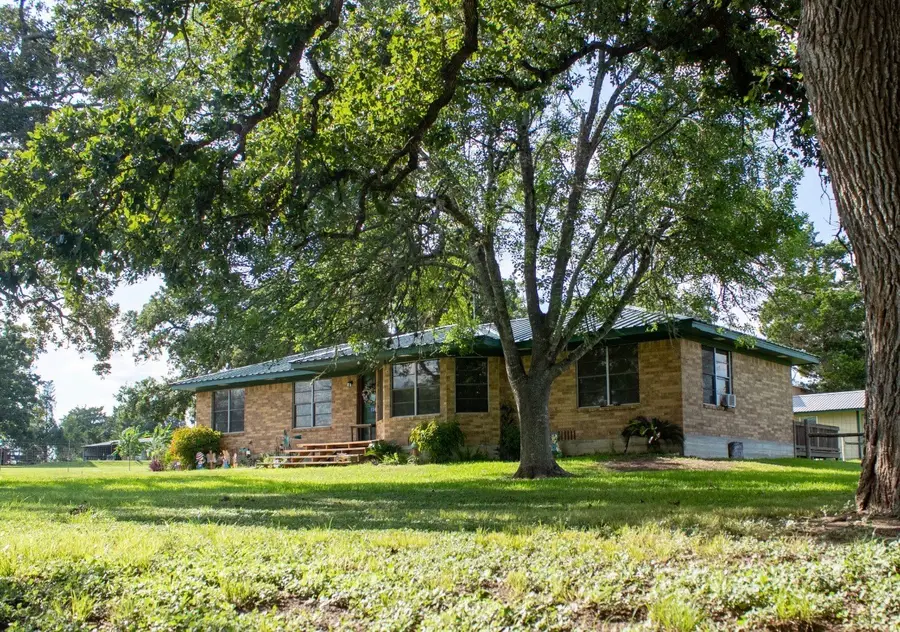 134 Private Road 1006, Hallettsville, TX 77964 - #3