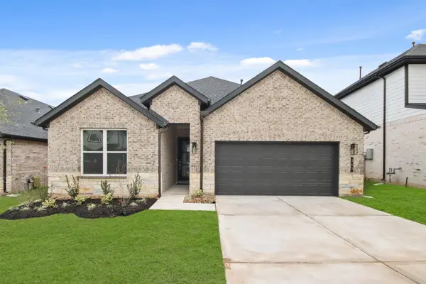363 Springfield Terrace Drive, Conroe, TX 77304