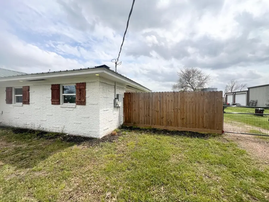 12294 State Highway 21 E, Midway, TX 75852 - #3