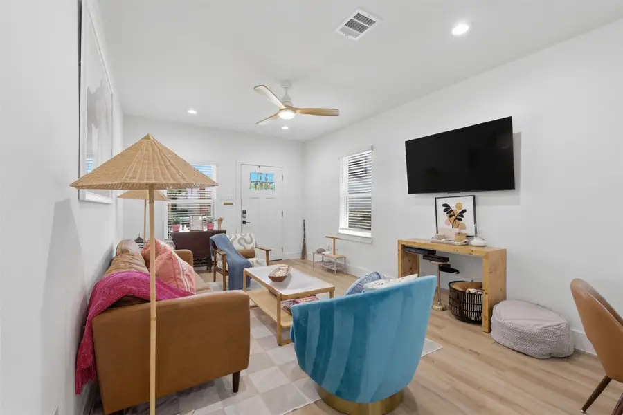 3511 Avenue Q, Galveston, TX 77550 - #2