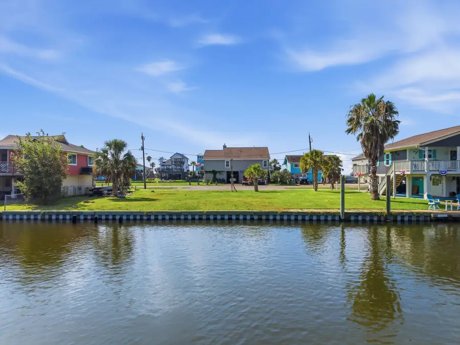 489 Pompano Street, Bayou Vista, TX 77563 - #2